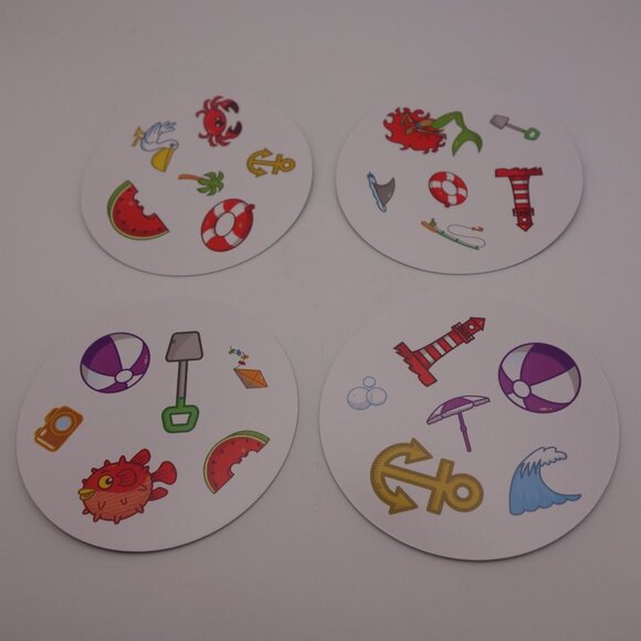 McDonald's 2025 Spot It! Plage Game with Box - Picture 10 of 16